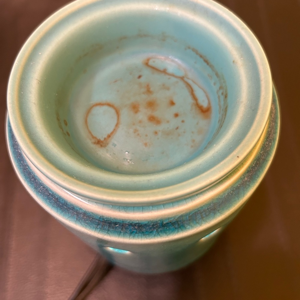 Scentsy Wax Warmer - Picture 4 of 5
